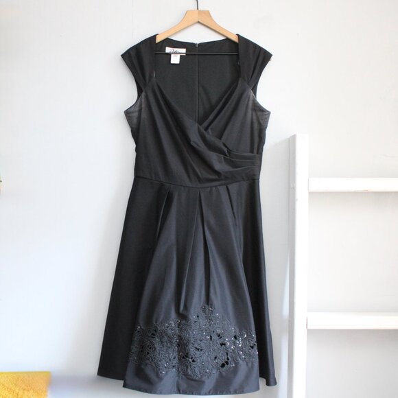 Patra Black Beaded Sequined Formal Cocktail A-Line Tea Cup Midi Dress Size 12 - Picture 1 of 6